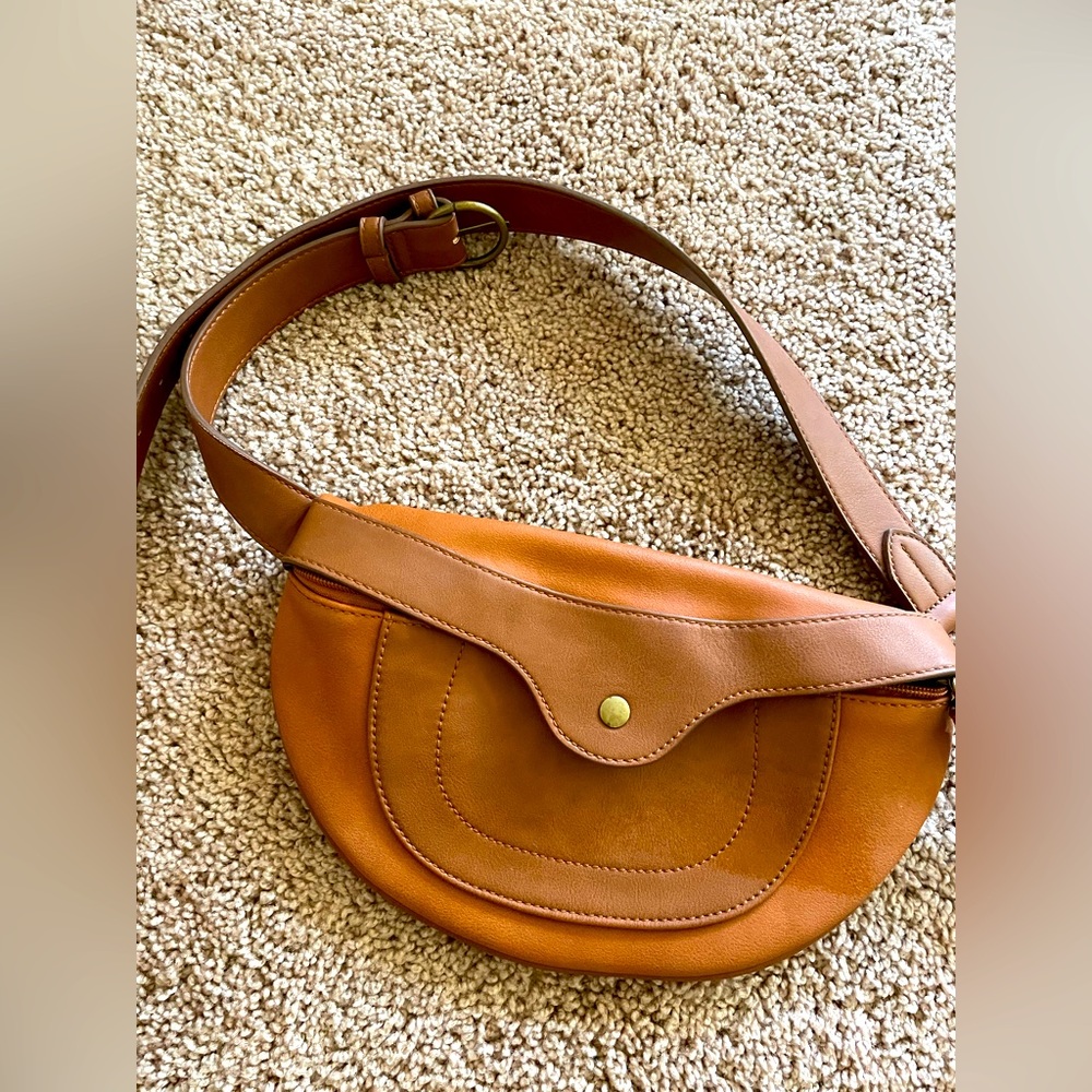 Target belt bag